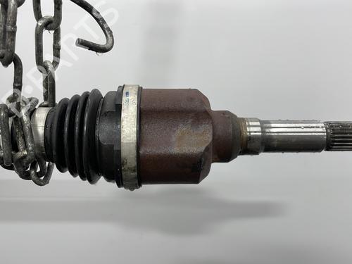 Right front driveshaft PEUGEOT 2008 I (CU_) 1.2 PureTech 82 | BP28451045M39