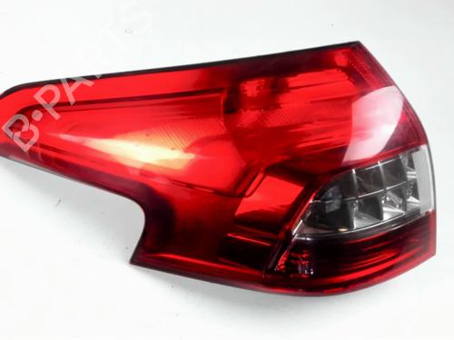 left-taillight-citroen-c5-iii-break-rw_-2008-2009-2010-2011-2012-2013-2014-2015-2016-2017-27409349 main image