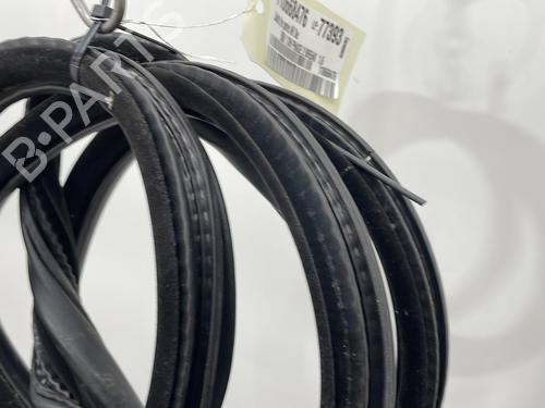 rubber-door-seal-peugeot-508-sw-i-8e_-2010-2011-2012-2013-2014-2015-2016-2017-2018-28498597 main image