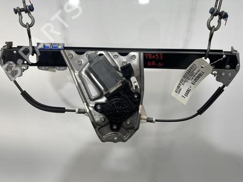 Elevalunas trasero izquierdo MERCEDES-BENZ S-CLASS (W220, V220) S 320 CDI (220.026, 220.126) (197 hp) 31817495