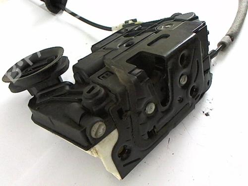 Rear left lock VW GOLF VI (5K1) 2.0 TDI | BP20466841C100 