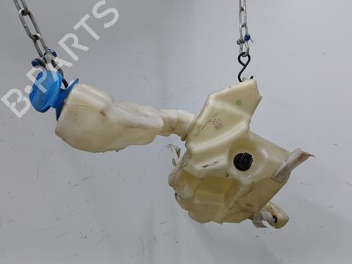Used Windscreen washer tank Windscreen washer tank 20402124 20402124