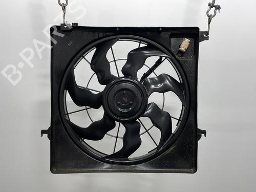 Used Radiator fan HYUNDAI SANTA FÉ II (CM) 2.2 CRDi 4x4 (197 hp) 22517267