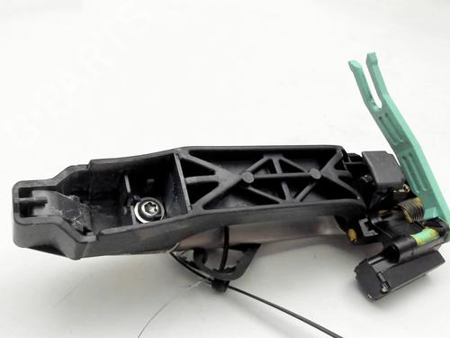 rear-left-exterior-door-handle-toyota-corolla-verso-_e12_-2001-2002-2003-2004-2005-2006-2007-34635467 main image
