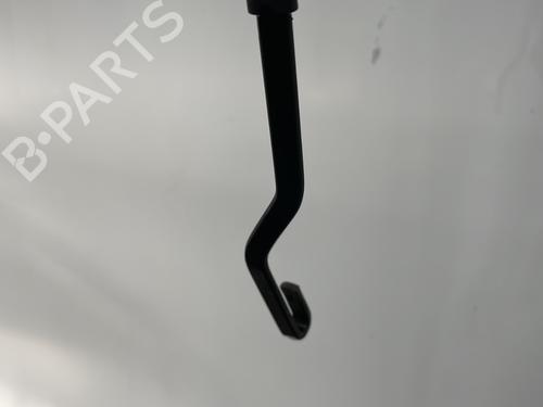 Front windshield wiper arm HYUNDAI TUCSON (JM) 2.0 CRDi | BP24173319C143 