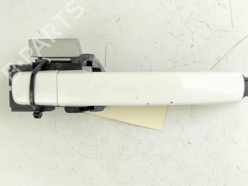 Used Front right exterior door handle Front right exterior door handle 20390883 20390883