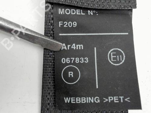 rear-right-seatbelt-toyota-aygo-_b4_-2014-30689001 main image