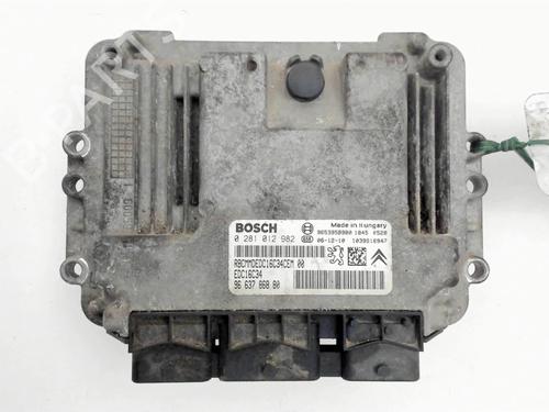 Used Engine control unit (ECU) PEUGEOT EXPERT Van (VF3A_, VF3U_, VF3X_) 1.6 HDi 90 16V (90 hp) 25222031
