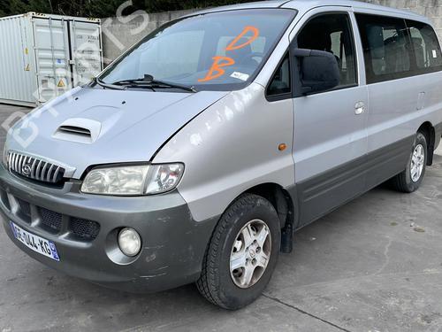 Left headlight HYUNDAI H-1 / STAREX Bus (A1) 2.5 TCi | BP23263493C28  - Image 6