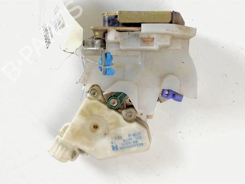 Used Rear right lock NISSAN X-TRAIL I (T30) 2.2 Di 4x4 (114 hp) 20469048