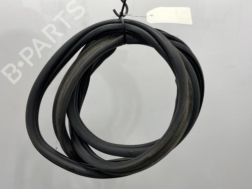 Used Rubber door seal PEUGEOT 308 SW I (4E_, 4H_) 1.6 HDi (112 hp) 22184949