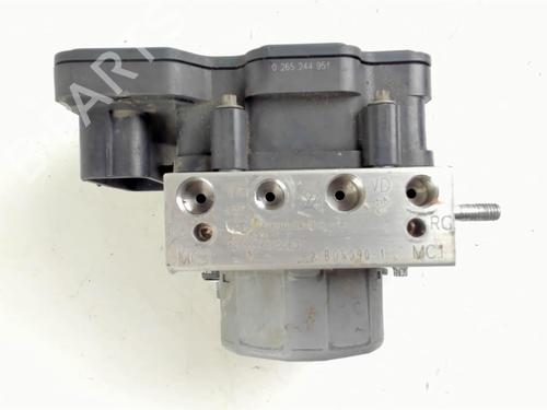 Used ABS pump RENAULT ZOE (BFM_) ZOE (88 hp) 20421157