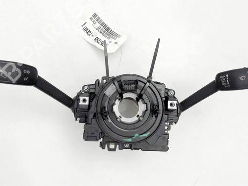 Used Steering column stalk VW GOLF SPORTSVAN VII (AM1, AN1) 1.5 TSI (130 hp) 26666722