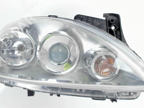 Used Right headlight OPEL COMBO Tour 1.7 CDTI 16V (101 hp) 20429796