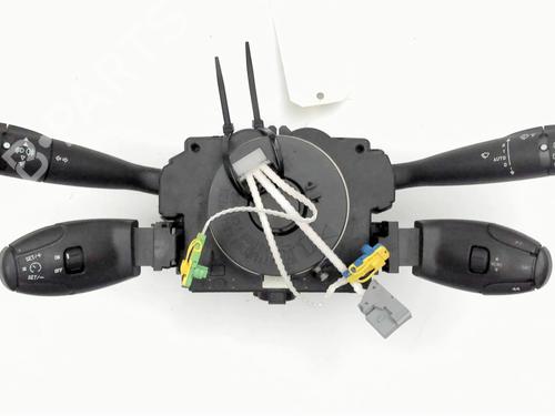 Used Steering column stalk PEUGEOT 307 Break (3E) 2.0 HDi 135 (136 hp) 30308219