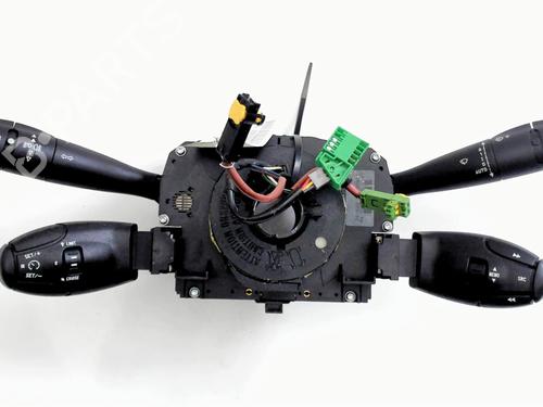 Comutador piscas / escovas PEUGEOT 407 Coupe (6C_) 2.7 HDi (204 hp) 31679218