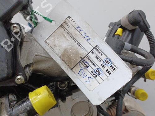 Used Engine Engine RENAULT CLIO III (BR0/1, CR0/1) 1.5 dCi (75 hp) 20401621 20401621