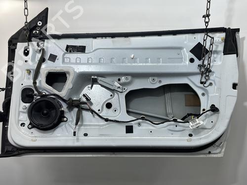 right-front-door-renault-megane-cc-ez01_-2010-2011-2012-2013-2014-2015-32695221 main image