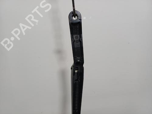 Used Front windshield wiper arm Front windshield wiper arm 37090569 37090569