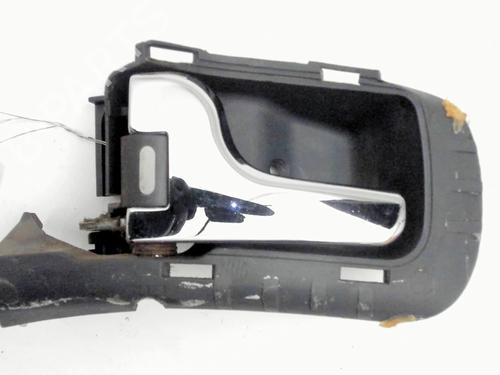 Used Front left interior door handle MERCEDES-BENZ VITO Van (W638) 108 CDI 2.2 (638.094) (82 hp) 27163602