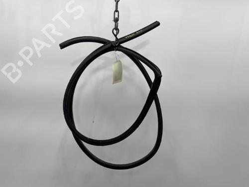 Used Rubber door seal NISSAN X-TRAIL I (T30) 2.2 dCi 4x4 (136 hp) 20397183