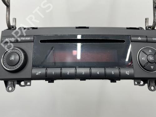 Used Radio MERCEDES-BENZ B-CLASS Sports Tourer (W245) B 180 CDI (245.207) (109 hp) 25404922