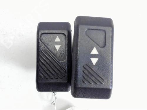 Used Left front window switch RENAULT ESPACE II (J/S63_) 2.1 TD (J633, J634, J/S635, J/S63D) (88 hp) 31679198