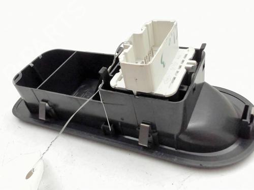 Left front window switch RENAULT CLIO III (BR0/1, CR0/1) 1.5 dCi (BR17, CR17) | BP39575930I27 - Image 4