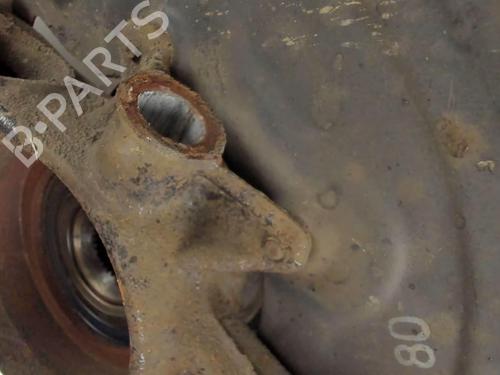 Used Left front steering knuckle Left front steering knuckle VW PASSAT B5.5 (3B3) 1.6 (102 hp) 20420835 20420835