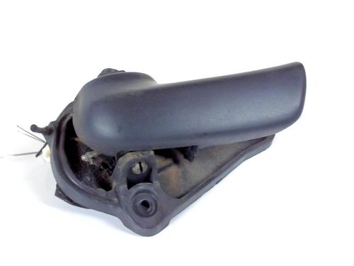 Front left interior door handle CHRYSLER VOYAGER / GRAND VOYAGER III (GS_, NS_) 2.5 TD | BP21235753I13 
