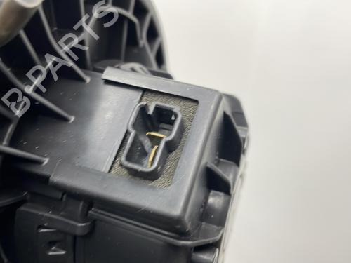 Heater blower motor KIA CARENS IV 1.7 CRDi | BP23779689M62  - Image 5