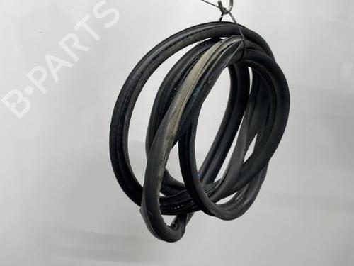 Used Rubber door seal PEUGEOT 307 (3A/C) 1.6 16V (109 hp) 20396713
