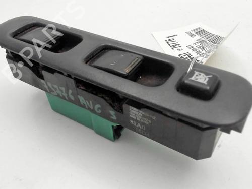 Venstre fortil elrude kontakt Venstre fortil elrude kontakt SUZUKI JIMNY Closed Off-Road Vehicle (SN) 1.5 DDiS 4x4 (86 hp) 37037309 37037309