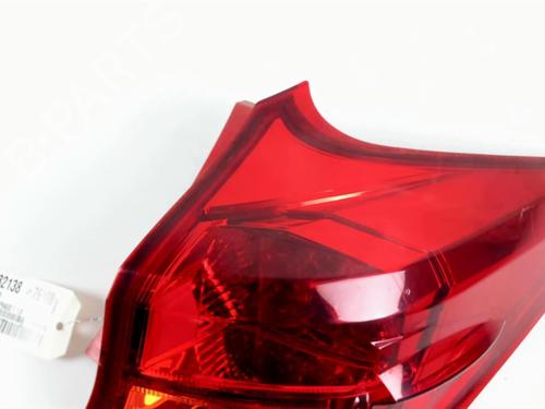 right-taillight-toyota-auris-_e18_-2012-2013-2014-2015-2016-2017-2018-2019-24057398 main image