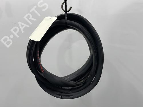 Used Rubber door seal DACIA DUSTER (HM_) 1.5 dCi 115 (HMAD) (116 hp) 22104670