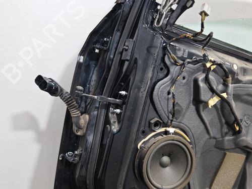 Dør højre fortil Dør højre fortil FORD FOCUS III Turnier 1.6 TDCi (115 hp) 39760453 39760453