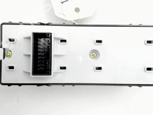 Venstre fortil elrude kontakt KIA STONIC (YB) 1.0 T-GDi | BP30547615I27