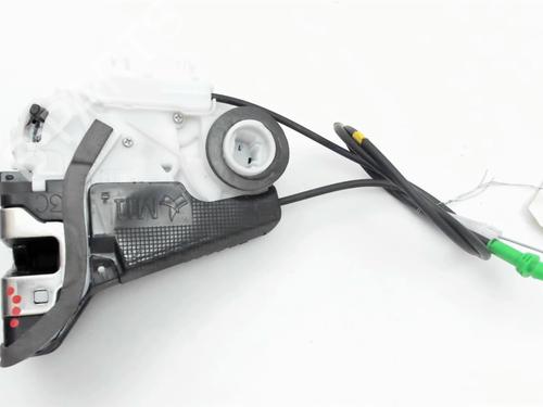 Rear right lock TOYOTA YARIS (_P13_) 1.5 Hybrid (NHP130_, NHP130) | BP20386857C99 