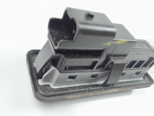 Used Tailgate handle PEUGEOT 3008 II SUV (MC_, MR_, MJ_, M4_) 1.2 THP/ PureTech 130 (MRHNSM, MRHNSU, MRHNSJ, MRHNYW,... (131 hp) 22440062