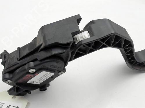 electronic-module-dacia-sandero-ii-2012-28498589 main image