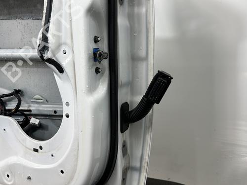 Used Left front door Left front door KIA SPORTAGE III (SL) [2009-2017] 33559998 33559998