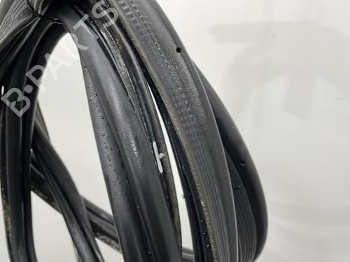 Rubber door seal DACIA SANDERO 1.5 dCi | BP22756781C142