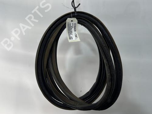 rubber-door-seal-citroen-berlingo-box-bodympv-b9-2008-33001959 main image