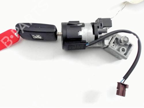 Used Ignition barrel PEUGEOT 3008 I MPV (0U_) 1.6 HDi (109 hp) 30912902