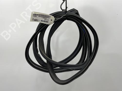 Used Rubber door seal PEUGEOT 106 II (1A_, 1C_) 1.0 i (50 hp) 26274066