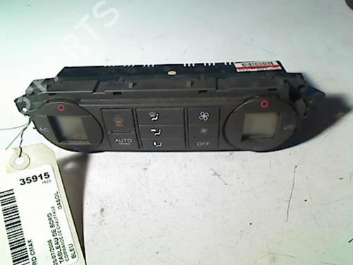 AC Styreenhet / Manøvreringsenhet FORD FOCUS C-MAX (DM2) 1.8 (120 hp) 21229712