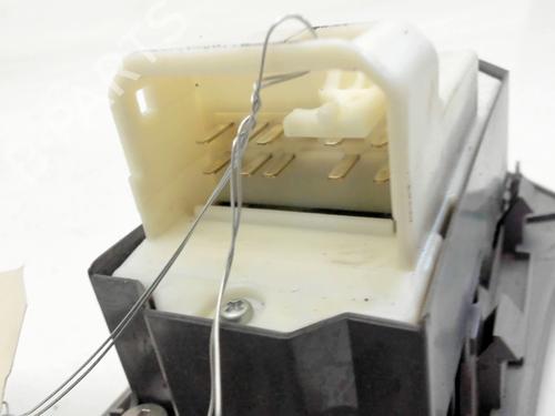 Mando elevalunas delantero izquierdo TOYOTA YARIS (_P9_) 1.4 D-4D (NLP90_, NLP90R) | BP30795061I27 