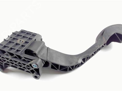 Used Electronic module Electronic module FORD KA (RU8) 1.2 (69 hp) 21236908 21236908