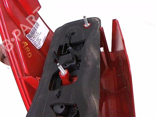 Right taillight PEUGEOT 1007 (KM_) 1.6 16V | BP20437660C35 