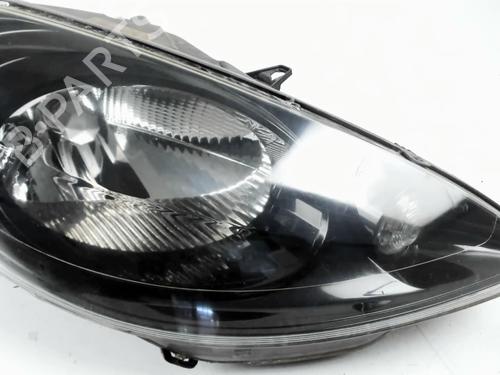Used Right headlight Right headlight PEUGEOT 1007 (KM_) 1.4 HDi (68 hp) 31839341 31839341